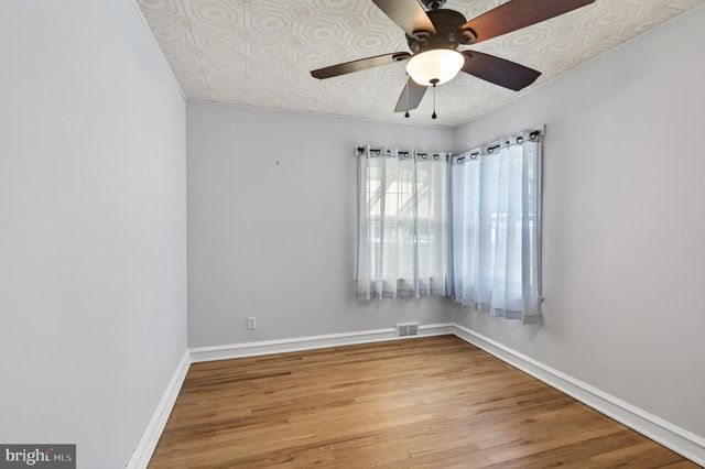 2207 NAAMANS CREEK RD, Boothwyn, PA 19061