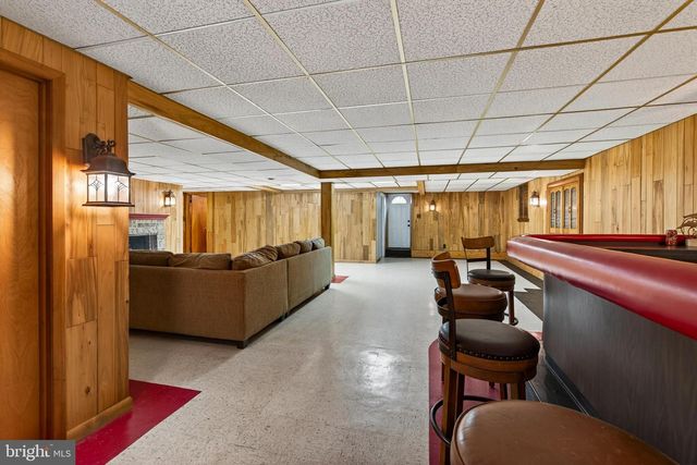 2207 NAAMANS CREEK RD, Boothwyn, PA 19061