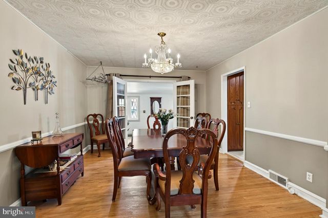 2207 NAAMANS CREEK RD, Boothwyn, PA 19061