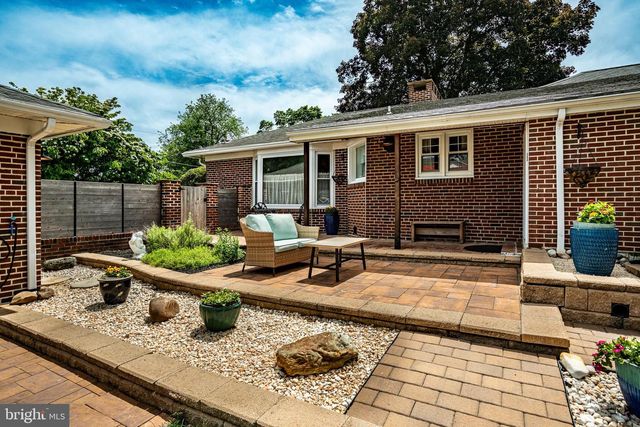 2207 NAAMANS CREEK RD, Boothwyn, PA 19061