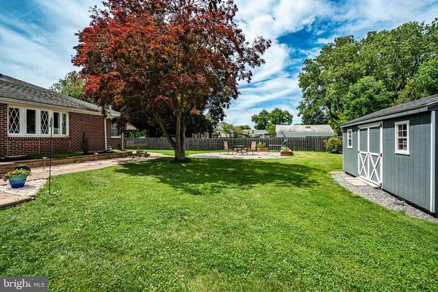 2207 NAAMANS CREEK RD, Boothwyn, PA 19061