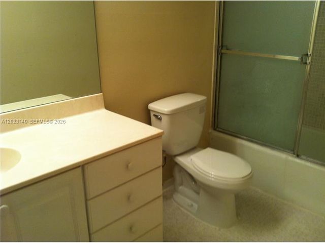 19380 COLLINS AV 607, Sunny Isles Beach, FL 33160