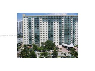 19380 COLLINS AV 607, Sunny Isles Beach, FL 33160