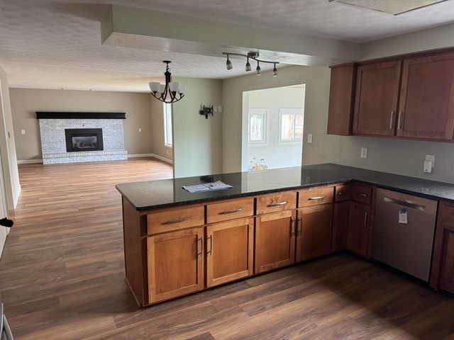 1419 S FIDELIS STREET, Appleton, WI 54911