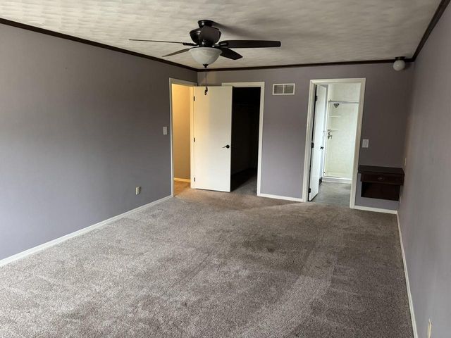 1419 S FIDELIS STREET, Appleton, WI 54911