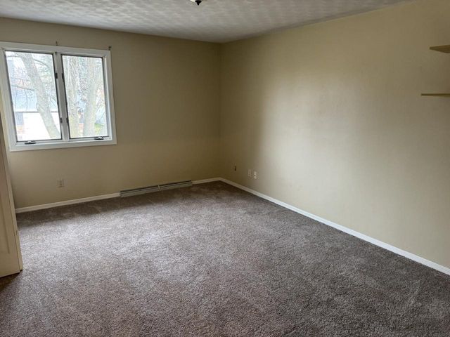 1419 S FIDELIS STREET, Appleton, WI 54911