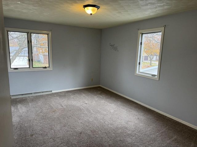 1419 S FIDELIS STREET, Appleton, WI 54911