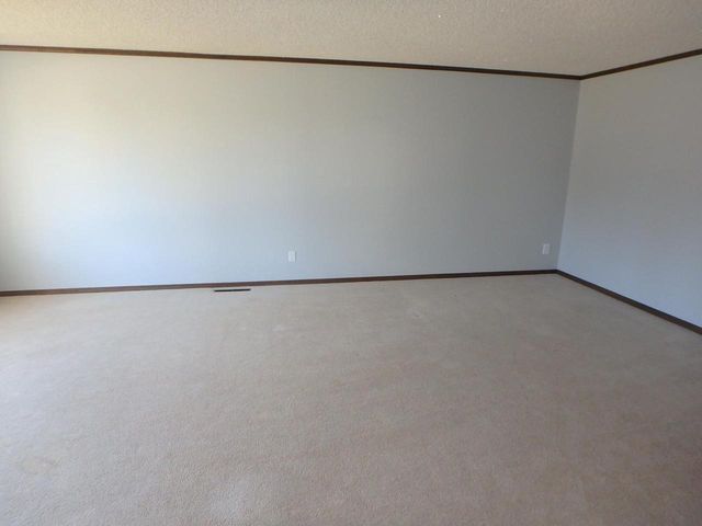 1419 S FIDELIS STREET, Appleton, WI 54911