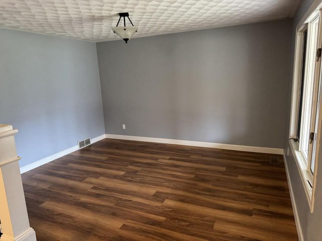 1419 S FIDELIS STREET, Appleton, WI 54911