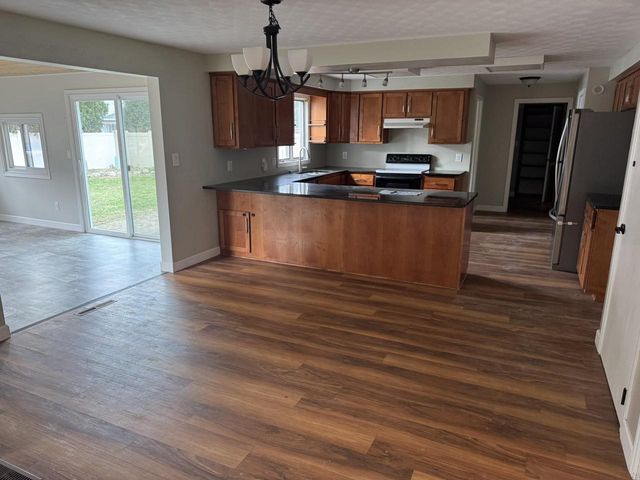 1419 S FIDELIS STREET, Appleton, WI 54911