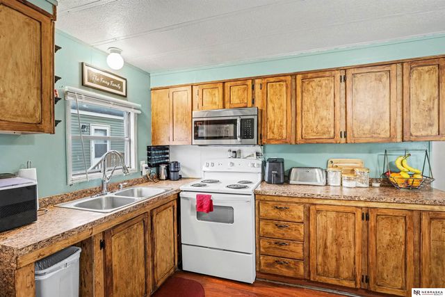 1832 SW 15th Street, Lincoln, NE 68522