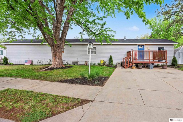 1832 SW 15th Street, Lincoln, NE 68522
