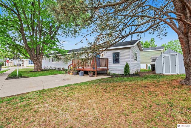 1832 SW 15th Street, Lincoln, NE 68522