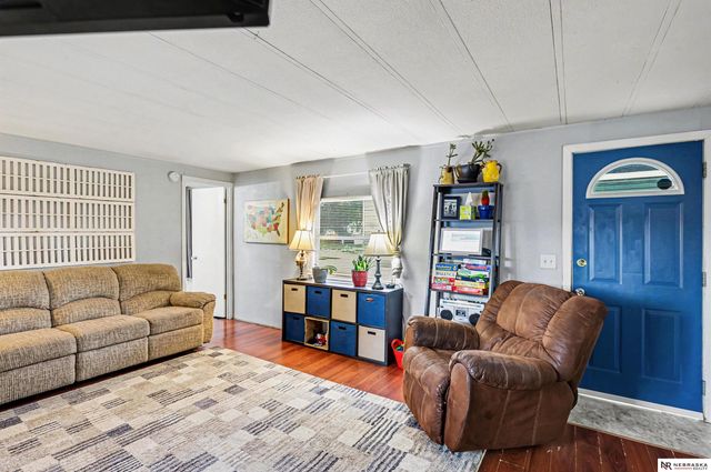 1832 SW 15th Street, Lincoln, NE 68522