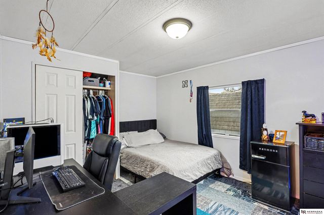 1832 SW 15th Street, Lincoln, NE 68522