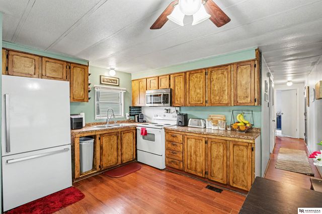 1832 SW 15th Street, Lincoln, NE 68522