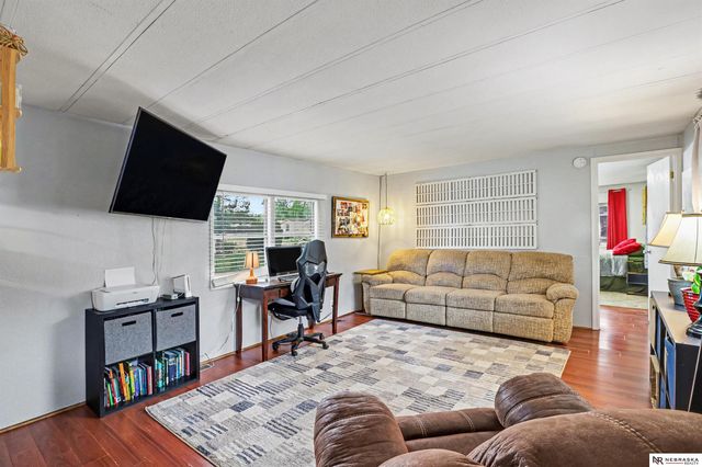 1832 SW 15th Street, Lincoln, NE 68522