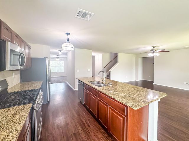 277 Stalwart Hill Trail, Magnolia, TX 77354