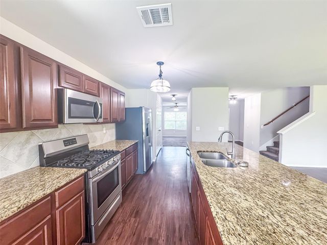 277 Stalwart Hill Trail, Magnolia, TX 77354