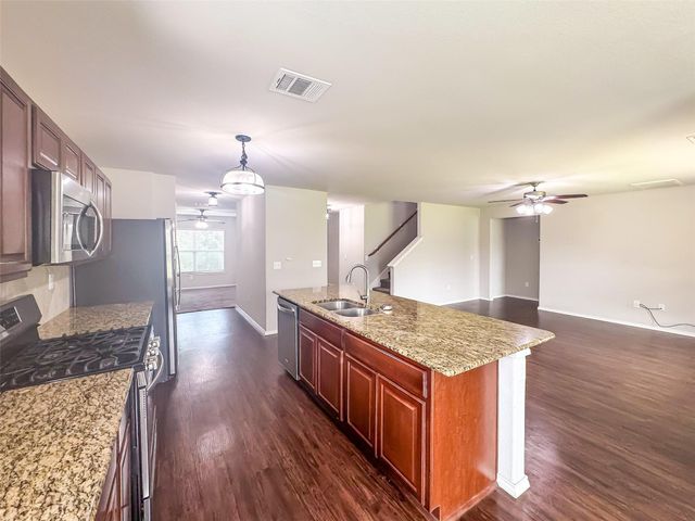 277 Stalwart Hill Trail, Magnolia, TX 77354