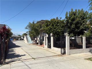 1455 W 106th, Los Angeles, CA 90047