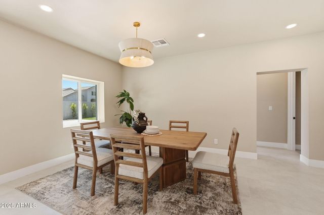 7827 N 3RD Street, Phoenix, AZ 85020