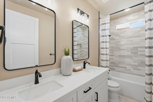 7827 N 3RD Street, Phoenix, AZ 85020