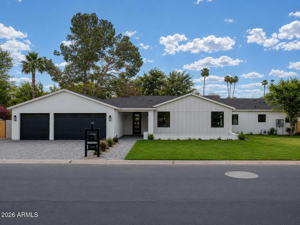 7827 N 3RD Street, Phoenix, AZ 85020 — photo 2