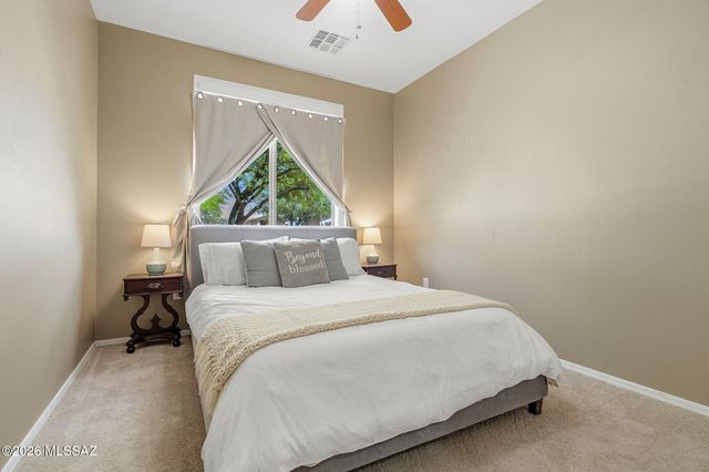 13981 N Swift Spear Drive, Marana, AZ 85658