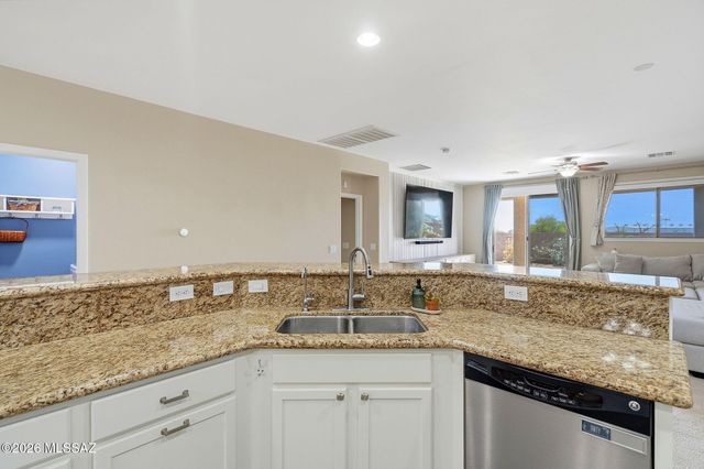 13981 N Swift Spear Drive, Marana, AZ 85658