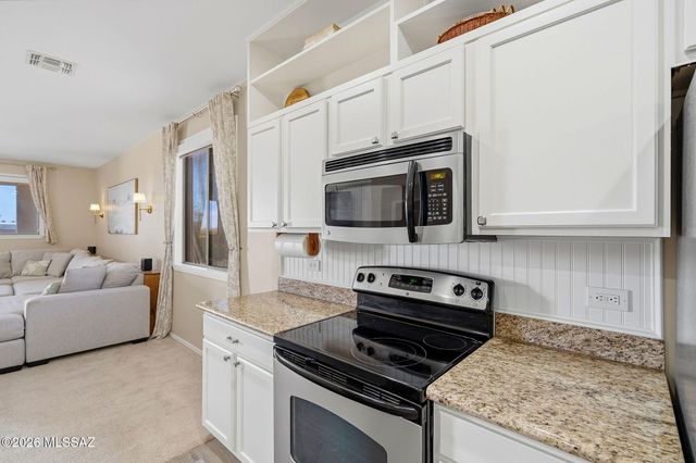 13981 N Swift Spear Drive, Marana, AZ 85658