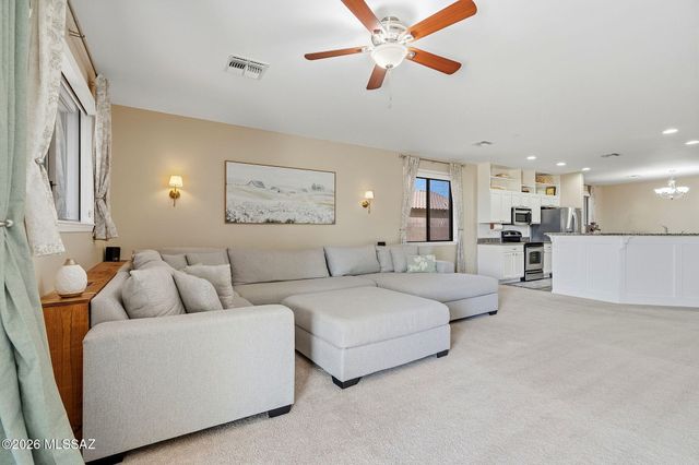 13981 N Swift Spear Drive, Marana, AZ 85658