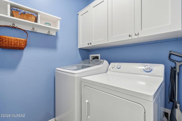 13981 N Swift Spear Drive, Marana, AZ 85658