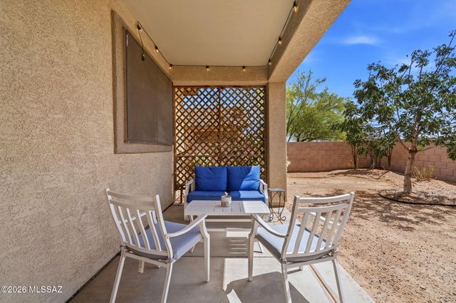 13981 N Swift Spear Drive, Marana, AZ 85658