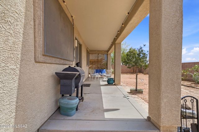 13981 N Swift Spear Drive, Marana, AZ 85658