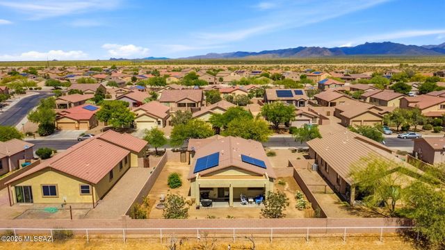 13981 N Swift Spear Drive, Marana, AZ 85658