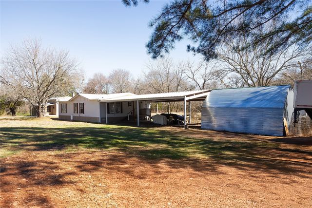 2448 County Road 2125, Ivanhoe, TX 75447