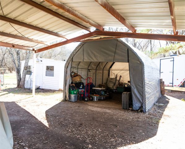 2448 County Road 2125, Ivanhoe, TX 75447