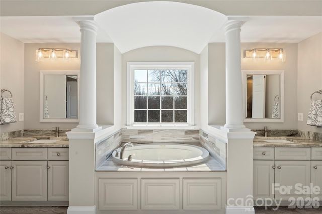 1338 Waynewood Drive, Waxhaw, NC 28173