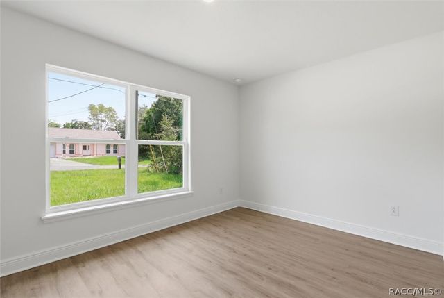 10280 N Harbor Way, Dunnellon, FL 34434