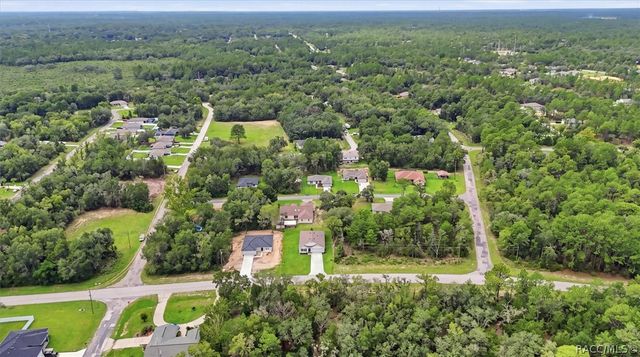 10280 N Harbor Way, Dunnellon, FL 34434
