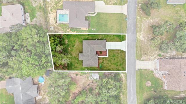 10280 N Harbor Way, Dunnellon, FL 34434