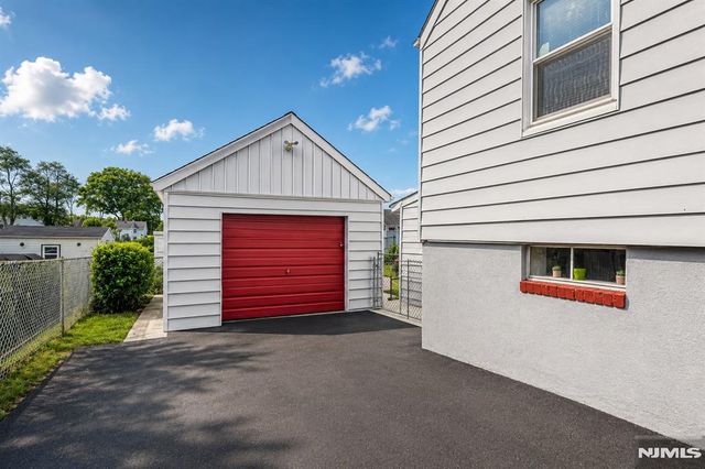42 Long Valley Road, Lodi, NJ 07644