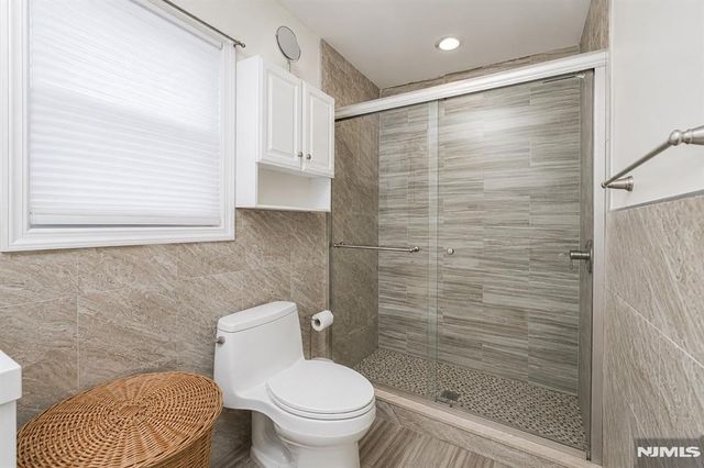 42 Long Valley Road, Lodi, NJ 07644
