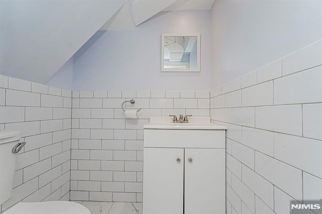42 Long Valley Road, Lodi, NJ 07644