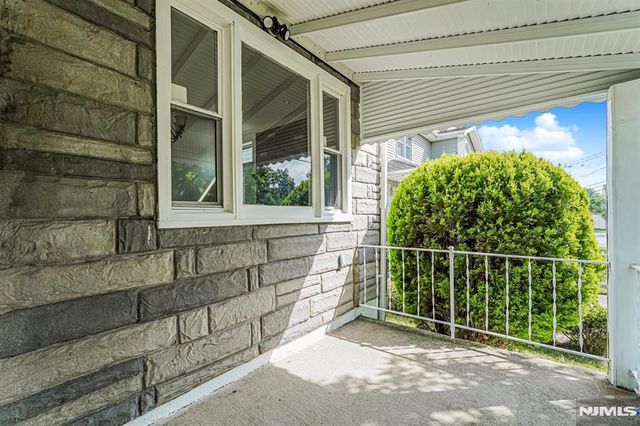 42 Long Valley Road, Lodi, NJ 07644