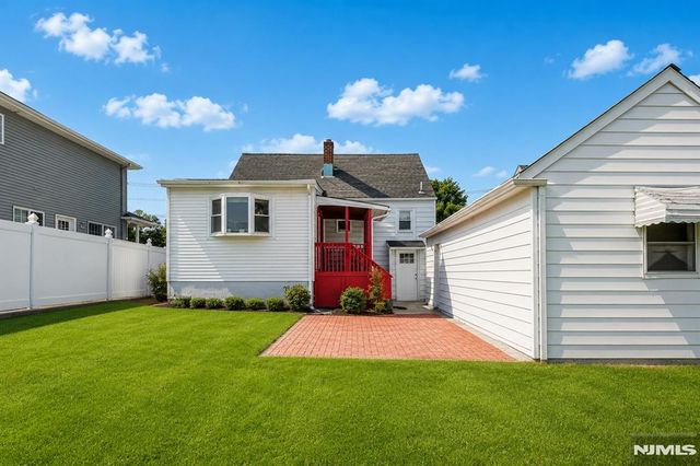 42 Long Valley Road, Lodi, NJ 07644