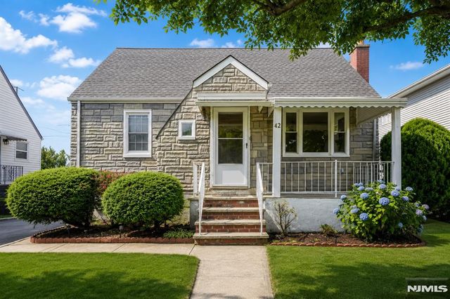 42 Long Valley Road, Lodi, NJ 07644