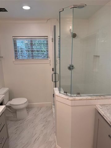 4726 Ivanhoe Street, Houston, TX 77027