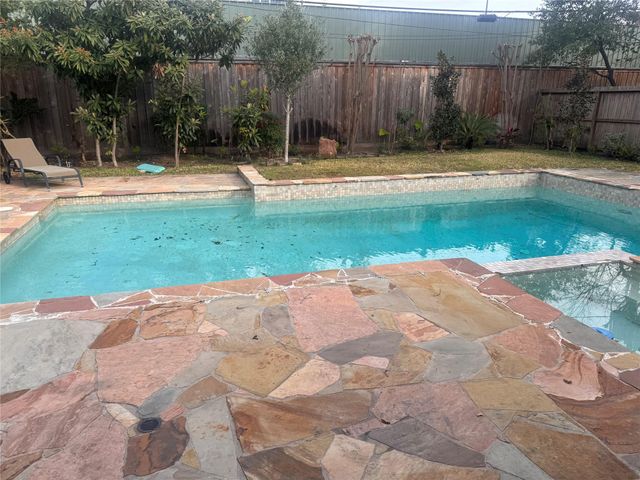 4726 Ivanhoe Street, Houston, TX 77027